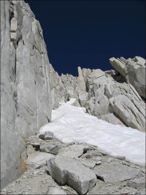 2006-09-09 Mills (07) Left couloir up Mills